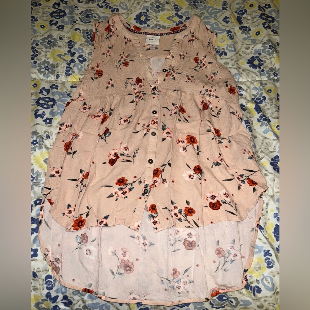 Women’s Knox Rose sleeveless top size medium
